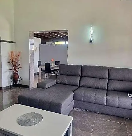 Casa De Nefertiti فندق Lanzarote Island